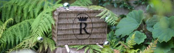 Roxburghe  Luxury Hamper - Image 12